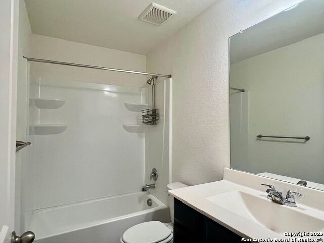 Image 13 of 15 For 5410 Rue Girard