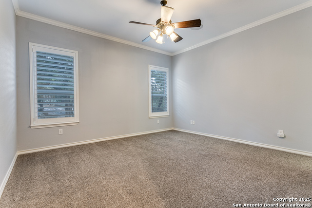 Image 14 of 33 For 18219 Mantle Dr