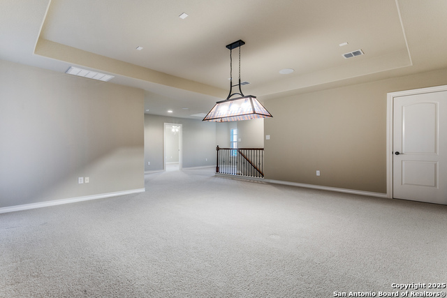 Image 19 of 33 For 18219 Mantle Dr