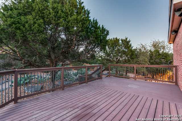 Image 32 of 33 For 18219 Mantle Dr