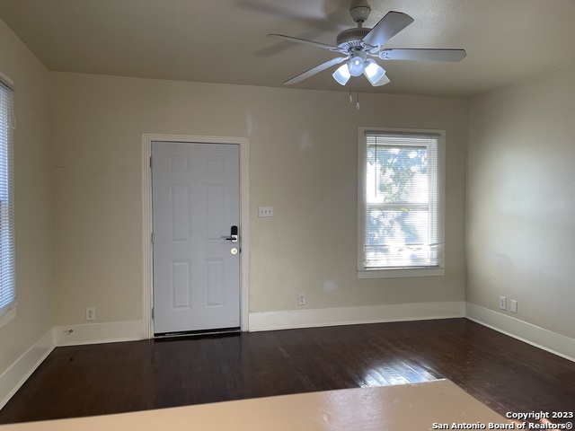 Image 10 of 11 For 235 Barrera St 1