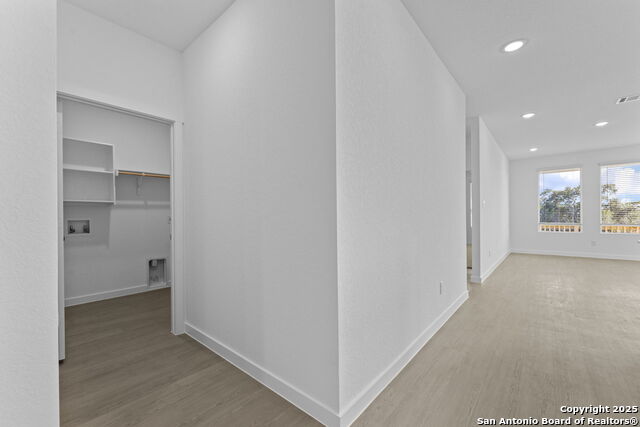 Image 13 of 28 For 14954 Taradeau