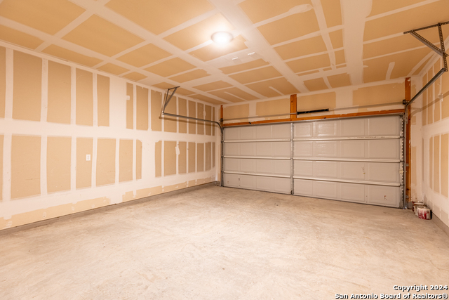 Listing photo id 17 for 13021 Kalinoski