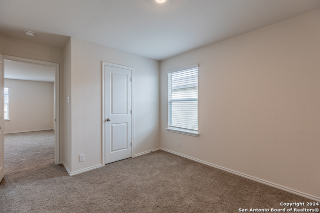 Listing photo id 31 for 13021 Kalinoski