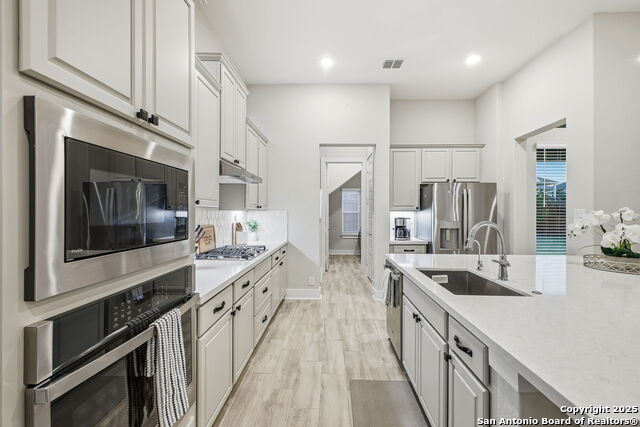 Image 14 of 56 For 24718 Resort Pkwy