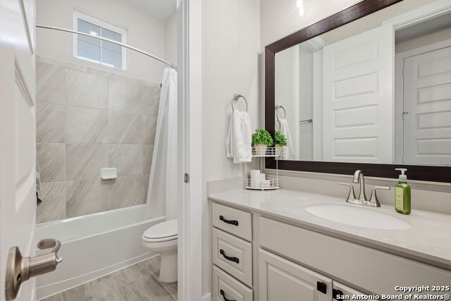 Image 32 of 56 For 24718 Resort Pkwy