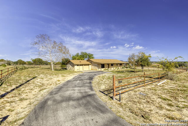 Details for 171 Big Oak Drive, Adkins, TX 78101