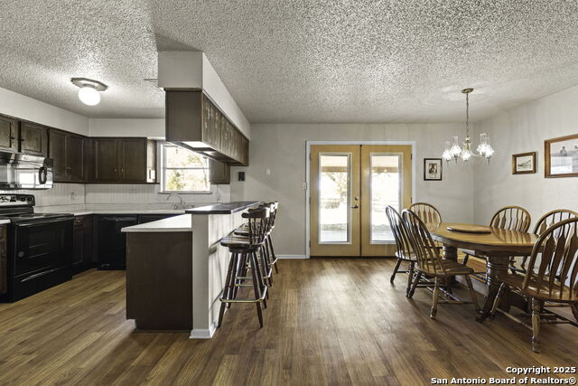 Image 8 of 37 For 171 Big Oak Drive