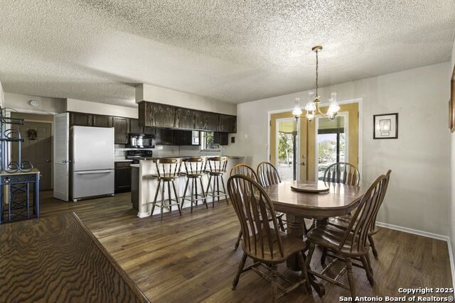 Image 9 of 37 For 171 Big Oak Drive