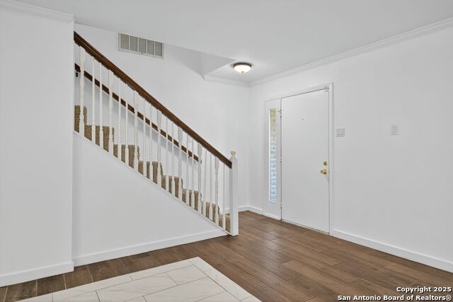 Image 21 of 30 For 405 Tanglewood W