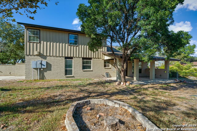 Image 30 of 30 For 405 Tanglewood W