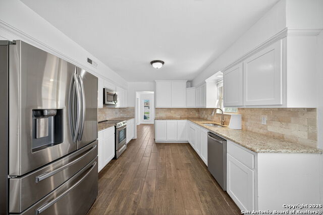 Image 6 of 30 For 405 Tanglewood W