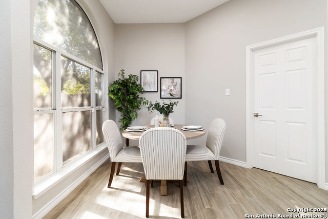 Image 25 of 40 For 14939 Gateview Dr