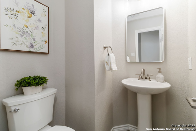 Image 26 of 40 For 14939 Gateview Dr