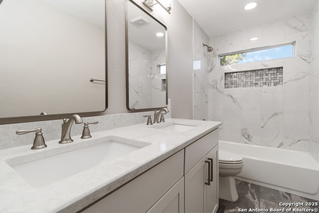 Image 29 of 40 For 14939 Gateview Dr