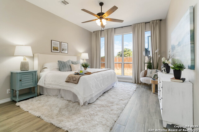 Image 30 of 40 For 14939 Gateview Dr