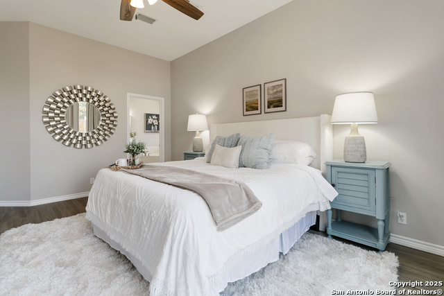 Image 32 of 40 For 14939 Gateview Dr