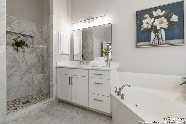 Image 34 of 40 For 14939 Gateview Dr