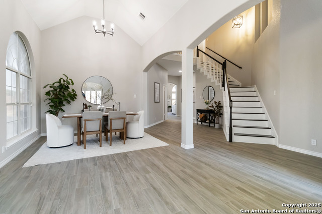 Image 8 of 40 For 14939 Gateview Dr