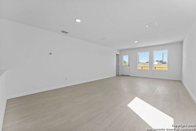 Image 12 of 22 For 2218 Collins Aly