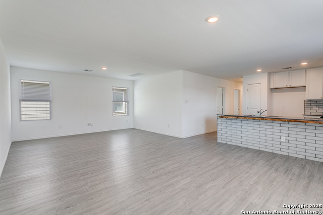 Image 6 of 29 For 12835 Chinali Springs