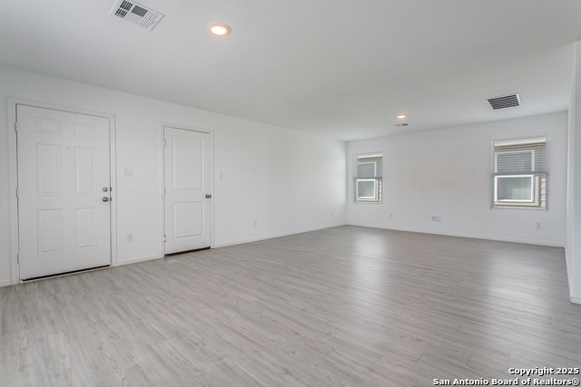 Image 9 of 29 For 12835 Chinali Springs