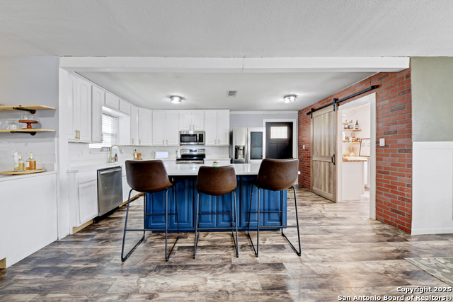 Listing photo id 8 for 1510 Timmermann