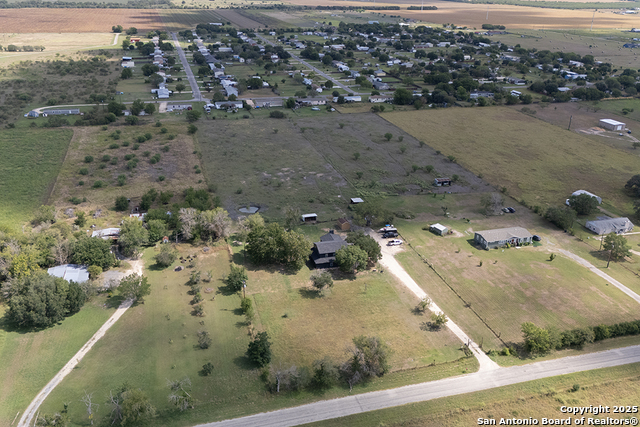 Listing photo id 25 for 1510 Timmermann