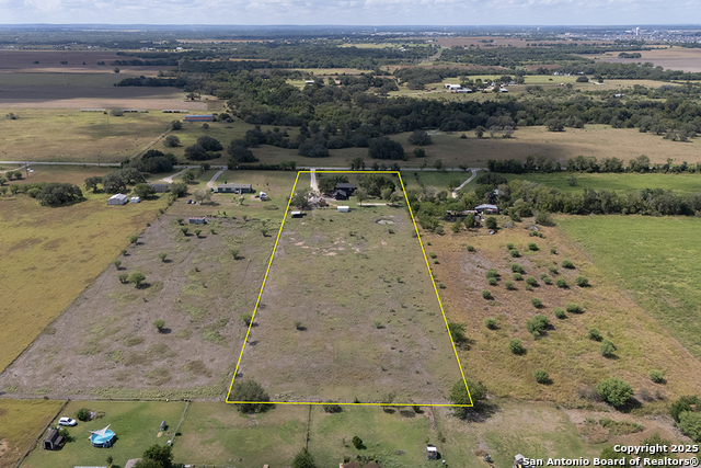 Listing photo id 27 for 1510 Timmermann