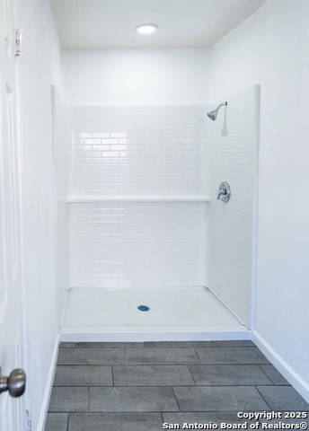 Image 13 of 27 For 301 Cypress Garden