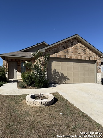 Details for 156 Middle Green, Floresville, TX 78114