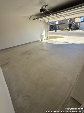 Image 5 of 31 For 156 Middle Green