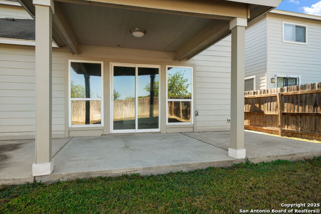 Image 25 of 29 For 15515 Flowingspg