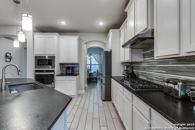 Image 8 of 26 For 8514 Glass Gem