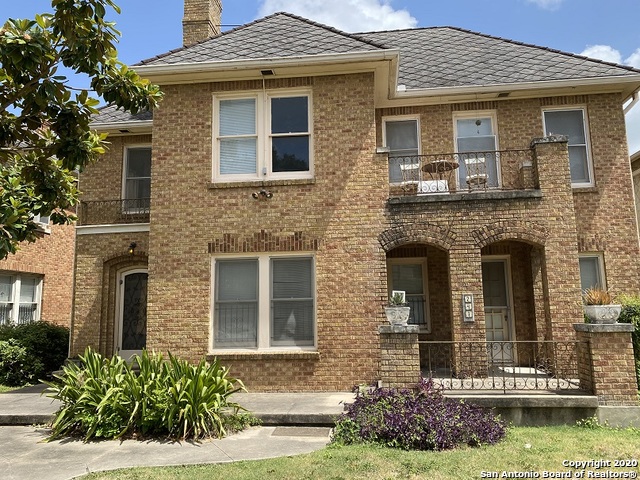 Image 2 of 15 For 247 Lullwood Ave E Front