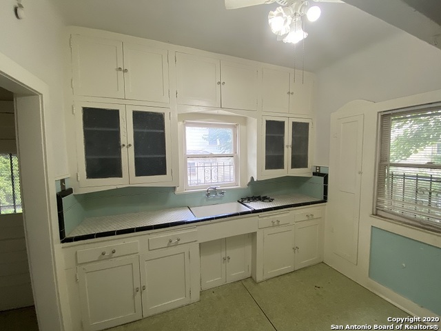 Image 8 of 15 For 247 Lullwood Ave E Front