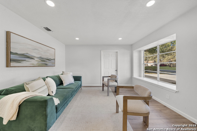 Image 9 of 20 For 6410 Stable Road