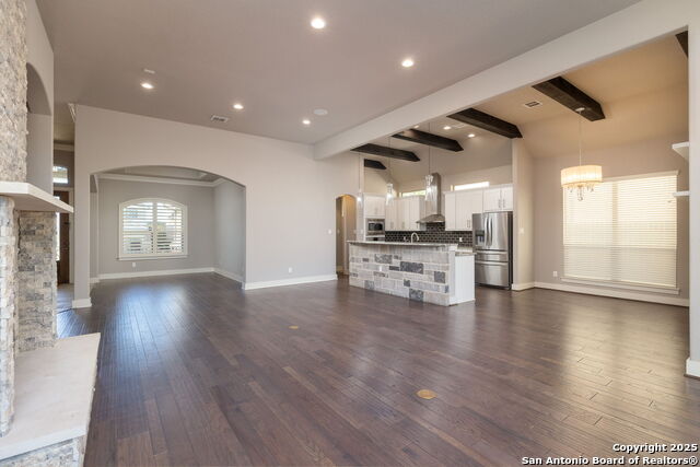 Image 10 of 43 For 16018 Villa Basilica