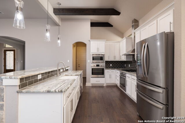 Image 17 of 43 For 16018 Villa Basilica