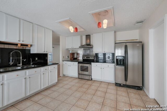 Image 13 of 16 For 6359 Mustang Point