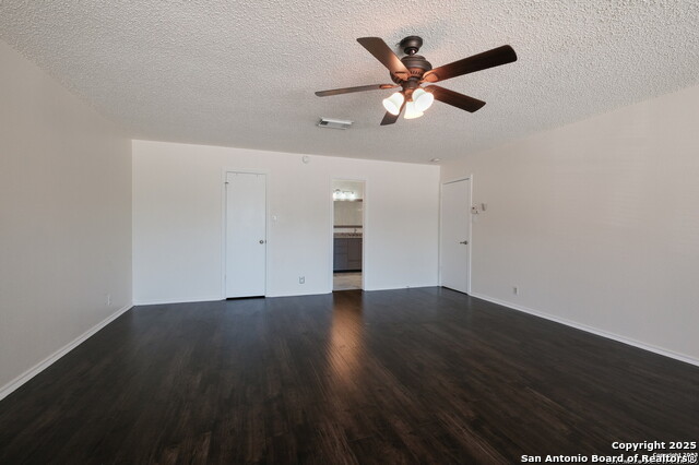 Image 9 of 16 For 6359 Mustang Point