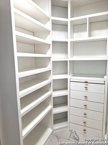 Image 17 of 22 For 1601 Mountain Brook