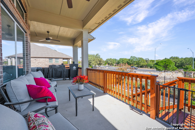 Listing photo id 30 for 22842 Rio Salado