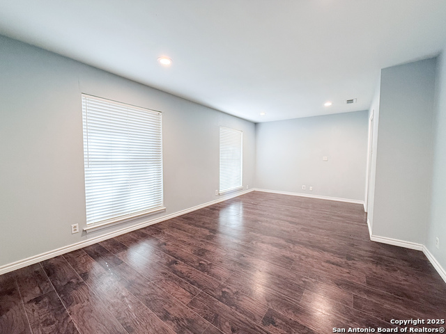 Image 8 of 42 For 10402 Redlawn