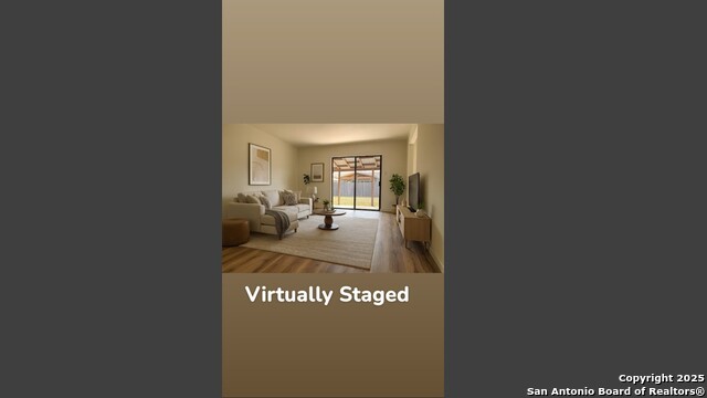 Image 3 of 12 For 3415 Meadow Dr.