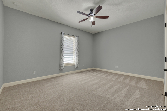 Image 31 of 62 For 509 Moonlight Circle