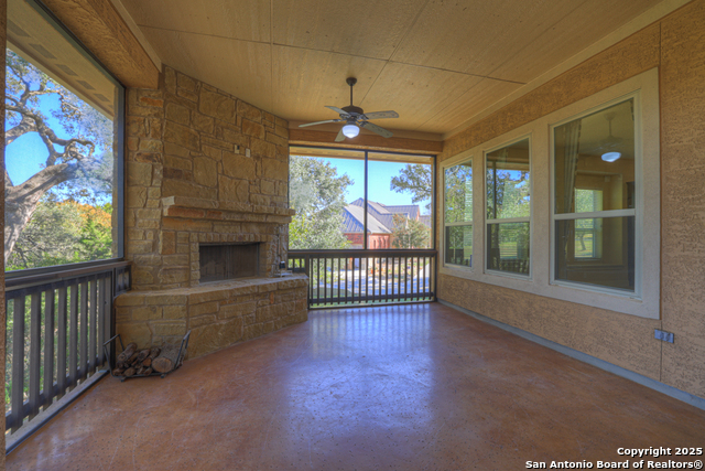 Image 43 of 62 For 509 Moonlight Circle