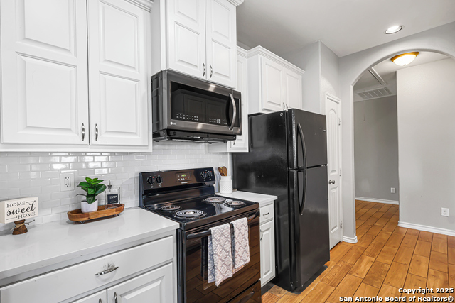 Image 14 of 29 For 8827 Wilma Jean