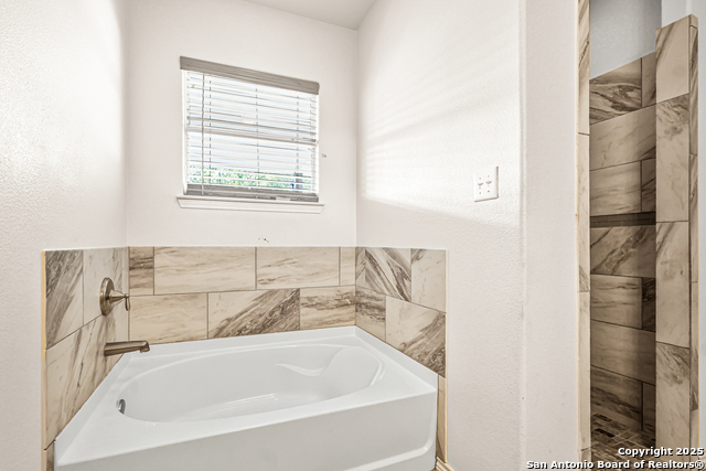 Image 17 of 29 For 8827 Wilma Jean