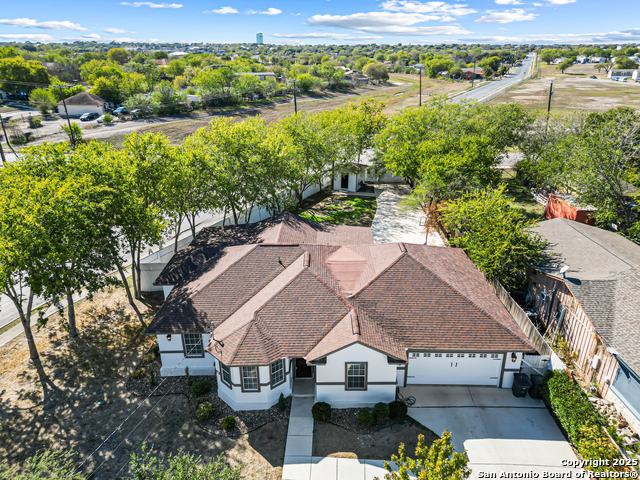 Image 2 of 29 For 8827 Wilma Jean